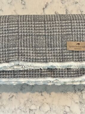 Lands Downunder - Sutton Plaid - Neutral Woven Throw Blanket - Grey/Beige- NWOT